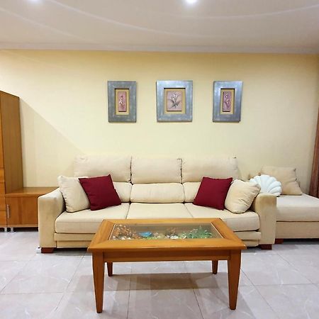 شقة Piso Familiar Con Amplia Terraza 300M De La Playa كولرا المظهر الخارجي الصورة