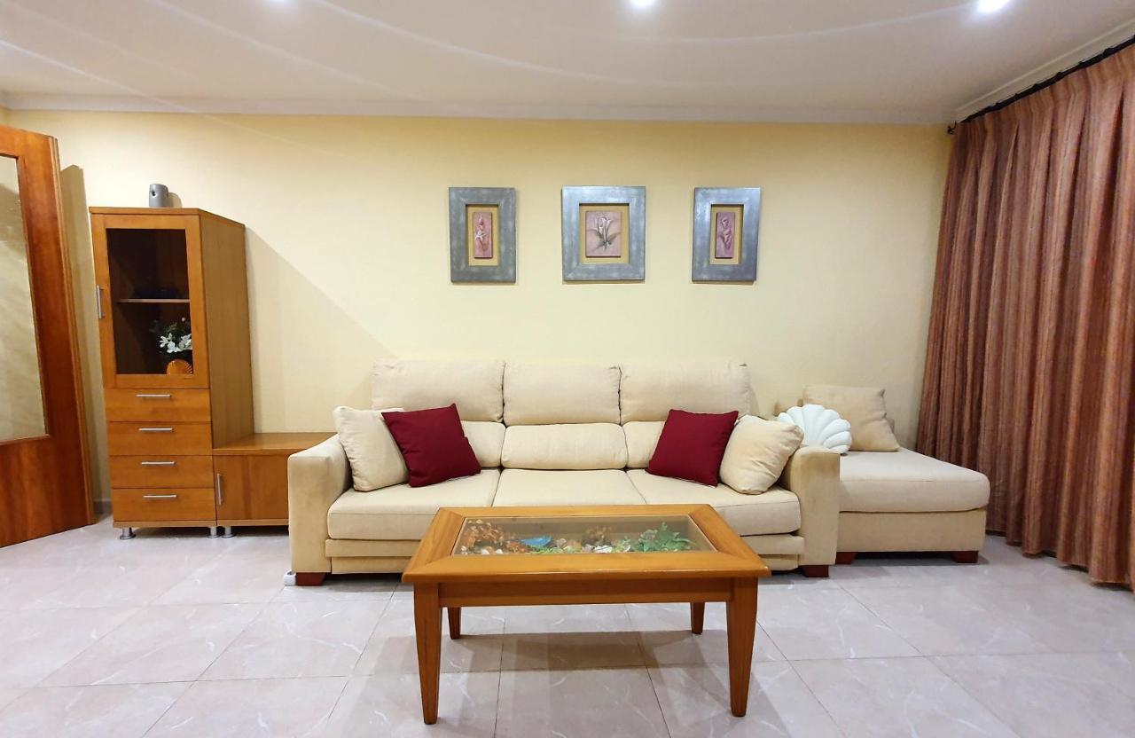شقة Piso Familiar Con Amplia Terraza 300M De La Playa كولرا المظهر الخارجي الصورة