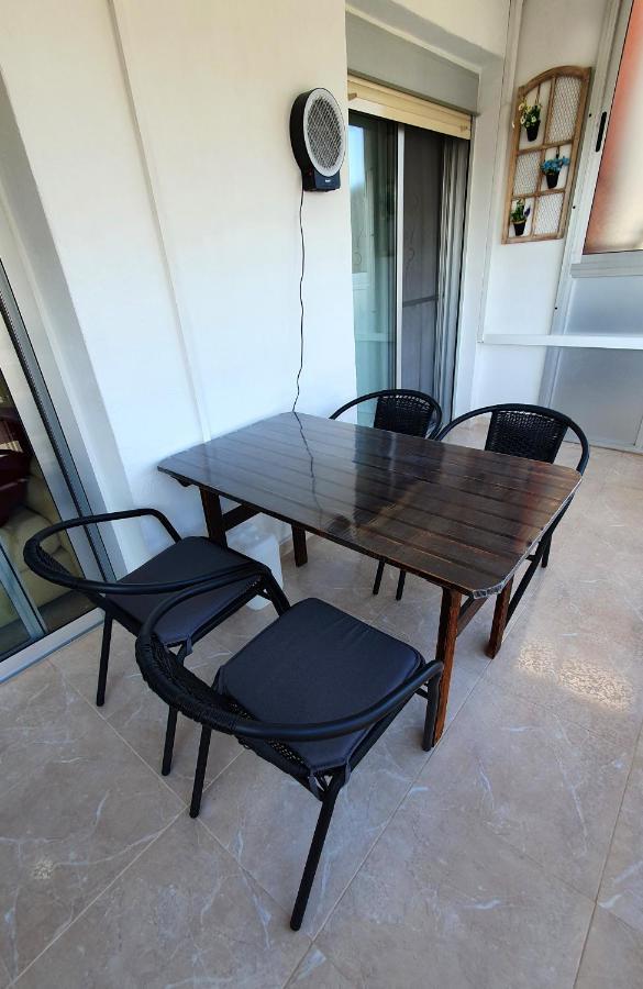 شقة Piso Familiar Con Amplia Terraza 300M De La Playa كولرا المظهر الخارجي الصورة